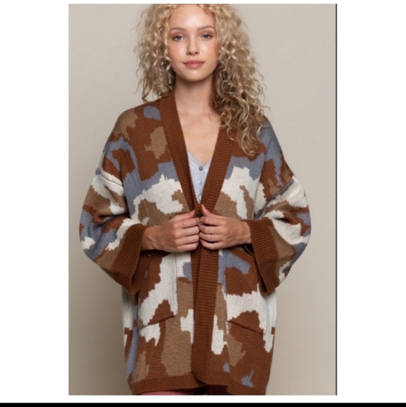 POL Camouflage Sweater. Never Been Worn - Picture 5 of 11